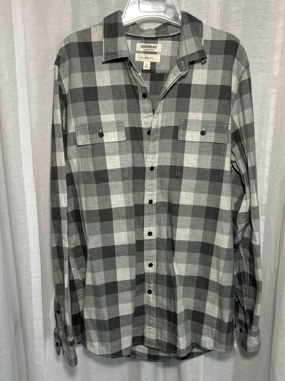Goodthreads Black and Gray Plaid Long-Sleeve Button-Down Shirt